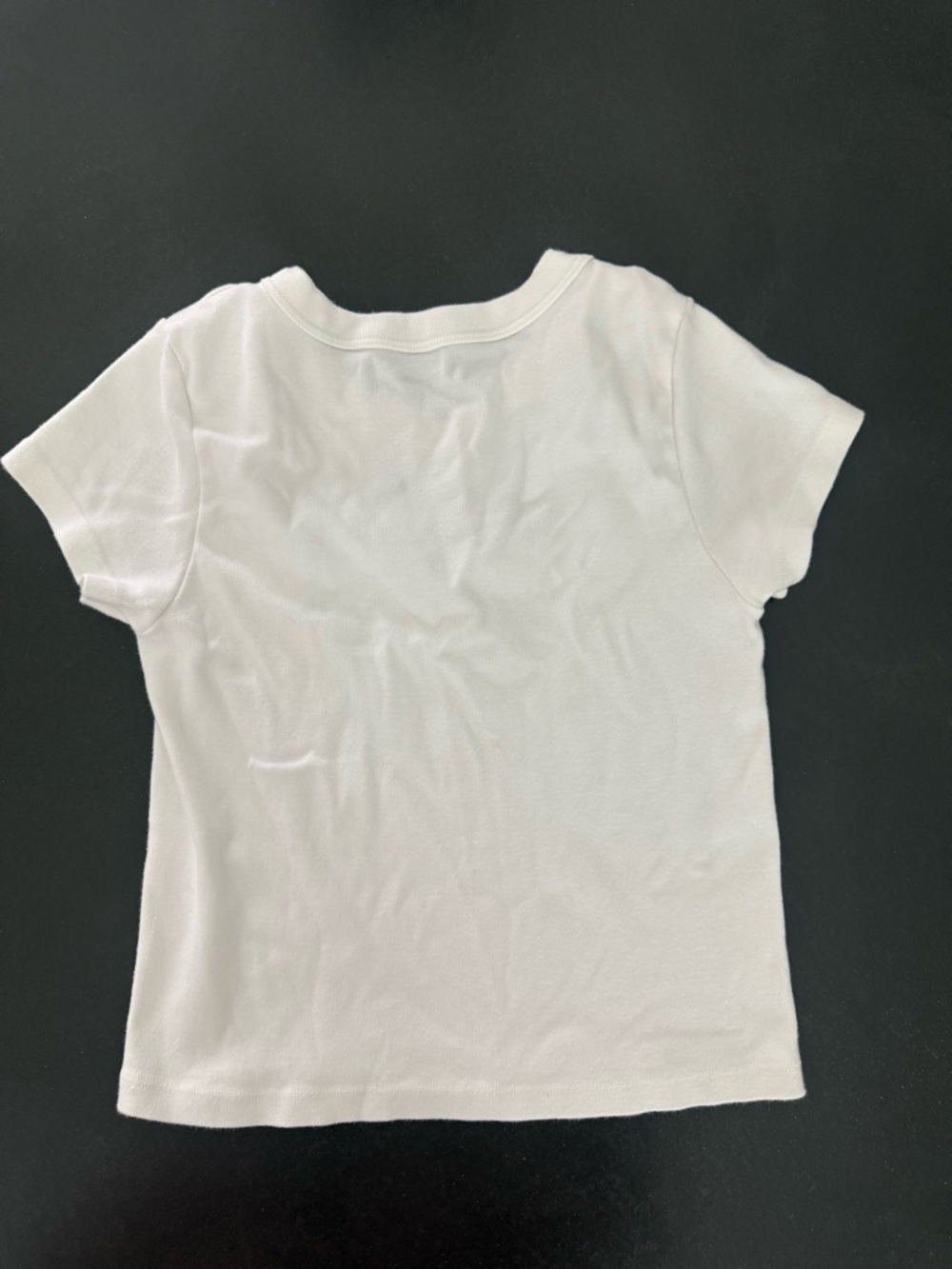 Brandy Melville Tee - Picture 2 of 2